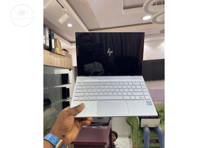 Hp Envy x350 convertable Laptop
