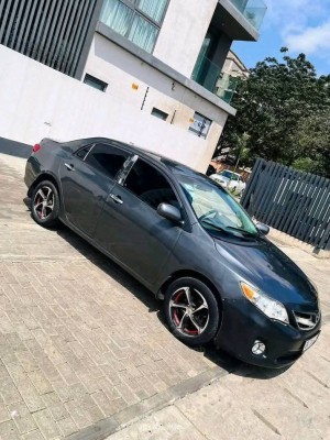 2010 Toyota corolla LE