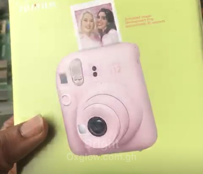 camerasFujifilm Instax mini 12
