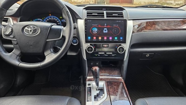 Toyota Camry Hybrid